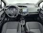 Toyota Yaris 1.5 Hybrid Dynamic | Dealer onderhouden | 1e eigenaar | Navigatie | Climate Control | Cruise Control | Achteruitrijcamera | DAB | Bluetooth | Rijklaar