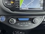 Toyota Yaris 1.5 Hybrid Dynamic | Dealer onderhouden | 1e eigenaar | Navigatie | Climate Control | Cruise Control | Achteruitrijcamera | DAB | Bluetooth | Rijklaar