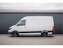 MAN TGE 2.0 TDI | L3H3 | 140 PK | 3-Zits | Trekhaak 3.0T | 1e Eigenaar | Camera | Carplay | Cruise | Airco | Trekhaak