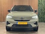 Volvo EX40 Single Motor Extended Range Ultra 82 kWh | 97% SoH | Schuifdak | 360° Camera | Harman Kardon | Adaptieve Cruise Control | Bestuurdersstoel elektrisch geheugen | Stoel en Stuurwielverwarming | 19 Inch | Passagiersstoel elektrisch | Microtech / alcantara bekleding met wit stiksel en bies | Zitting verlenging voorstoelen | Pilot Assist | BLIS Dode Hoek Detectie | Warmtepomp | Google Infotainment | Keyless Drive | Verlichtingspack 2 | Parkeersensoren voor+achter | Privacy Glass | Elektrisch bedienbare achterklep | Draadloos telefoon opladen | DAB Radio | Apple Carplay/Android Auto | Volvo On Call met mobiele App functie | Sage Green Metallic |