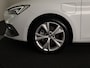 SEAT Leon Sportstourer 1.5 TSI e-Hybrid FR PHEV First Edition 204 pk Automaat | Verlengde garantie | Navigatie | Parkeersensoren (Park assist) | Achteruitrijcamera | Adaptieve cruise control | Matrix LED koplampen |