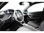 Peugeot 2008 1.2 Hybrid 145 Style | Achterbank in delen neerklapbaar | Achterspoiler | Actieve noodgeval assistent