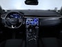 Lynk & Co 01 1.5 Sport (APPLE CARPLAY,NAVI,CAMERA,360 VIEW,CLIMATE,CRUISE,GETINT,TREKHAAK,LED,SPORTSTOELEN,LM VELGEN,NETTE STAAT)
