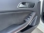 Mercedes-Benz A-klasse 180 Prestige | AMG PAKKET | 95.000 KM! | 5 Deurs | Camera | Stoelverwarming | Cruise |