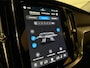 Volvo V60 T6 AWD Recharge Ultra Dark | Trekhaak | Schuifdak | Head-Up Display | Harman Kardon | Adaptieve Cruise Control | Stoelverwarming voor+achter | Stuurwielverwarming | Full LED Meesturende koplampen | Parkeercamera | Pilot Assist | BLIS Dode Hoek Detectie | Elektrische voorstoelen geheugen | Lederen bekleding | Zitting verlenging voorstoelen | Lederen dashboard | Google Infotainment | Keyless Drive | Parkeersensoren voor+achter | Privacy Glass | Elektrisch bedienbare achterklep | DAB Radio | Apple Carplay/Android Auto | Volvo On Call met mobiele App functie | Vapour Grey Metallic |