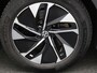 Volkswagen ID.5 Pro 77 kWh 204 PK| Dealeronderhouden | Navigatie | Achteruitrijcamera | Stoelverwarming | Keyless Access | Stuurwielverwarming