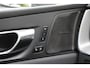 Volvo XC60 2.0 T6 Plug-in hybrid AWD Longe Range*Perfect Volvo Onderh.*Pano/Elek. Trekhaak/Leder/Stoelverw.V+A/Stuurverw./ACC/Pilot ass./360 Camera/Memorie/BLIS/Parkeersens.V+A/20 inch LM*