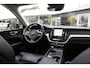 Volvo XC60 2.0 T6 Plug-in hybrid AWD Longe Range*Perfect Volvo Onderh.*Pano/Elek. Trekhaak/Leder/Stoelverw.V+A/Stuurverw./ACC/Pilot ass./360 Camera/Memorie/BLIS/Parkeersens.V+A/20 inch LM*