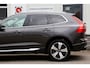 Volvo XC60 2.0 T6 Plug-in hybrid AWD Longe Range*Perfect Volvo Onderh.*Pano/Elek. Trekhaak/Leder/Stoelverw.V+A/Stuurverw./ACC/Pilot ass./360 Camera/Memorie/BLIS/Parkeersens.V+A/20 inch LM*