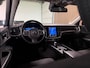 Volvo V60 B3 Essential Edition | All Season Banden | Cruise Control | Google Infotainment | Parkeersensoren achter | Climate Control L+R | Regensensor | 17 Inch | DAB Radio | Apple Carplay/Android Auto | Draadloos telefoon opladen | Volvo On Call met mobiele App functie | Onyx Black Metallic |