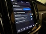 Volvo V60 B3 Essential Edition | All Season Banden | Cruise Control | Google Infotainment | Parkeersensoren achter | Climate Control L+R | Regensensor | 17 Inch | DAB Radio | Apple Carplay/Android Auto | Draadloos telefoon opladen | Volvo On Call met mobiele App functie | Onyx Black Metallic |