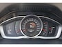 Volvo V60 1.5 T3 Polar+ | Trekhaak | Navigatie | High Performance Audio | Bluetooth | Parkeersensoren | Bi-Xenon Adaptief | Stoelverwarming | Lichtmetalen Velgen 17 inch