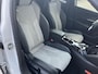 Peugeot e-2008 EV GT-Pack 50 kWh - Schuif/kanteldak | CarPlay | 360 camera | Stoelverw.