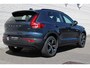 Volvo XC40 2.0 B4 Plus Dark | Apple Carplay & Android Auto | Buitenspiegels elektrisch verstel- en verwarmbaar |  Cruise control adaptief met Stop&Go en stuurhulp |  Electronic climate controle | Elektrisch verstelb. bestuurdersstoel met geheugen |  Navigatiesysteem full map