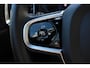 Volvo V60 T8 Plug-in hybrid AWD Plus Dark | Achterbank verwarmd | Apple Carplay & Android Auto | Buitenspiegels elektrisch verstel- en verwarmbaar | Cruise control adaptief met Stop&Go en stuurhulp | Electronic climate controle | Voorstoelen verwarmd en elektrische lendesteunen
