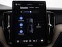 Volvo XC60 T6 PLUG-IN HYBRID ULTRA DARK LUCHTVERING HARMAN KARDON SCHUIFDAK TREKHAAK