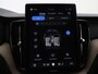 Volvo XC60 T6 PLUG-IN HYBRID ULTRA DARK LUCHTVERING HARMAN KARDON SCHUIFDAK TREKHAAK