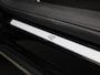 Volkswagen Tiguan 1.5 eHybrid R-Line Edition 204 PK| Origineel Nederlands | 1e Eigenaar | Panoramadak | Navigatie | Achteruitrijcamera | Stoelverwarming | Stuurwielverwarming | Achterklep Elektrisch