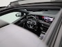 Volkswagen Tiguan 1.5 eHybrid R-Line Edition 204 PK| Origineel Nederlands | 1e Eigenaar | Panoramadak | Navigatie | Achteruitrijcamera | Stoelverwarming | Stuurwielverwarming | Achterklep Elektrisch