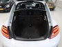 Volkswagen Beetle 1.4 TSI Dune 1.4 Automaat DSG 150pk Leer Camera App connect Navigatie LED Xenon Airco-ecc Bluetooth 18 inch Sportvelgen Spoiler Onderhoud aanwezig White Silver metallic Schakelflippers