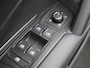 Volkswagen Tiguan 1.5 eHybrid R-Line Edition 204 PK| Origineel Nederlands | 1e Eigenaar | Trekhaak | Panoramadak | Navigatie | Achteruitrijcamera | Stoelverwarming | Stuurwielverwarming | Achterklep Elektrisch