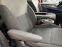 Volkswagen Multivan 1.4 eHybrid Life 7p. PANO/TREKHAAK/SOH 91%/H&K/EL.SCHUIFDEUREN/IQ-LIGHT/ACC/KEYLESS/CAMERA/17"BLACK/EL.A.KLEP/TWO-TONE FORTANA RED-DEEP BLACK/NET BEURT GEHAD BIJ VW DEALER
