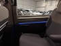 Volkswagen Multivan 1.4 eHybrid Life 7p. PANO/TREKHAAK/SOH 91%/H&K/EL.SCHUIFDEUREN/IQ-LIGHT/ACC/KEYLESS/CAMERA/17"BLACK/EL.A.KLEP/TWO-TONE FORTANA RED-DEEP BLACK/NET BEURT GEHAD BIJ VW DEALER