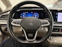 Volkswagen Multivan 1.4 eHybrid Life 7p. PANO/TREKHAAK/SOH 91%/H&K/EL.SCHUIFDEUREN/IQ-LIGHT/ACC/KEYLESS/CAMERA/17"BLACK/EL.A.KLEP/TWO-TONE FORTANA RED-DEEP BLACK/NET BEURT GEHAD BIJ VW DEALER