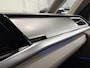Volkswagen Multivan 1.4 eHybrid Life 7p. PANO/TREKHAAK/SOH 91%/H&K/EL.SCHUIFDEUREN/IQ-LIGHT/ACC/KEYLESS/CAMERA/17"BLACK/EL.A.KLEP/TWO-TONE FORTANA RED-DEEP BLACK/NET BEURT GEHAD BIJ VW DEALER
