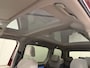 Volkswagen Multivan 1.4 eHybrid Life 7p. PANO/TREKHAAK/SOH 91%/H&K/EL.SCHUIFDEUREN/IQ-LIGHT/ACC/KEYLESS/CAMERA/17"BLACK/EL.A.KLEP/TWO-TONE FORTANA RED-DEEP BLACK/NET BEURT GEHAD BIJ VW DEALER