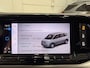 Volkswagen Multivan 1.4 eHybrid Life 7p. PANO/TREKHAAK/SOH 91%/H&K/EL.SCHUIFDEUREN/IQ-LIGHT/ACC/KEYLESS/CAMERA/17"BLACK/EL.A.KLEP/TWO-TONE FORTANA RED-DEEP BLACK/NET BEURT GEHAD BIJ VW DEALER