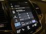 Volvo XC90 T8 AWD Recharge Inscription | Trekhaak | Stoelventilatie | Harman Kardon | Adpatieve Cruise Control | Stoel en stuurwielverwarming | Stoelmassage | Full LED meesturende koplampen | Schuifdak | Pilot Assist | BLIS Dode Hoek Detectie | Parkeercamera | Elektrische voorstoelen geheugen | Nappa Lederen bekleding | Zitting verlenging voorstoelen | Lederen dashboard | 20 Inch | Keyless Drive | Parkeersensoren voor+achter | Privacy Glass | Elektrisch bedienbare achterklep | Gelamineerde/geluidwerende zijruiten | Geïntegreerde zongordijnen achterportieren | Verlichte instaplijsten | 7-Persoons | 4-Zone Climate Control | Draadloos telefoon opladen | DAB Radio | Apple Carplay/Android Auto | Volvo On Call met mobiele App functie | Pebble Grey Metallic |