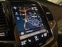 Volvo XC90 T8 AWD Recharge Inscription | Trekhaak | Stoelventilatie | Harman Kardon | Adpatieve Cruise Control | Stoel en stuurwielverwarming | Stoelmassage | Full LED meesturende koplampen | Schuifdak | Pilot Assist | BLIS Dode Hoek Detectie | Parkeercamera | Elektrische voorstoelen geheugen | Nappa Lederen bekleding | Zitting verlenging voorstoelen | Lederen dashboard | 20 Inch | Keyless Drive | Parkeersensoren voor+achter | Privacy Glass | Elektrisch bedienbare achterklep | Gelamineerde/geluidwerende zijruiten | Geïntegreerde zongordijnen achterportieren | Verlichte instaplijsten | 7-Persoons | 4-Zone Climate Control | Draadloos telefoon opladen | DAB Radio | Apple Carplay/Android Auto | Volvo On Call met mobiele App functie | Pebble Grey Metallic |