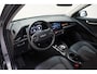 Kia Niro EV e-Niro DynamicLine 64.8 kWh 3-fase [ Navi Adapt.cruise Apple / Android Camera Stoel-en stuurverwarming ]