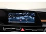 Kia Niro EV e-Niro DynamicLine 64.8 kWh 3-fase [ Navi Adapt.cruise Apple / Android Camera Stoel-en stuurverwarming ]