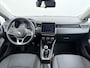 Renault Clio **Gereserveerd** TCe 92pk 5drs Navi CruiseControl Dab Apple/Android Usb Bordherk. Lane-dep. Botswaarsch. Led Start/Stop Isofix Boordcomputer Bluetooth Elek.Ramen/Spiegels 1.0 TCe Zen