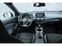 Nissan Juke 1.0 DIG-T 116 Premiere Edition | Two-Tone | Achteruitrijcamera | Parkeersensoren | Stoelverwarming | Verwarmde Voorruit | Keyless Entry | LED Koplampen | Navigatie | Apple Carplay | Android Auto | Lichtmetalen Velgen 19 inch