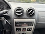 Dacia Logan 1.6 LAUREATE / EXPORT / AIRCO / APK 11-2026 / 5 DEURS
