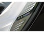 Volvo XC60 T6 Plug-in hybrid AWD Ultra Dark Luchtvering | Head-up Display | Visual Park Assist incl. 360° Camera | Panoramisch Schuif-/Kanteldak | Harman/Kardon | Semi-elektrische Trekhaak | Keyless | BLIS | Elektrische Achterklep Met Sensorsturing | Adaptieve Cruise Control | Pilot Assist | Elektrisch Verstelbare Stoelen Met Geheugen | Stoelverwarming Voor- en Achter | Stuurverwarming | Lederen Dashboard