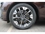 Volvo XC60 T6 Plug-in hybrid AWD Ultra Dark Luchtvering | Head-up Display | Visual Park Assist incl. 360° Camera | Panoramisch Schuif-/Kanteldak | Harman/Kardon | Semi-elektrische Trekhaak | Keyless | BLIS | Elektrische Achterklep Met Sensorsturing | Adaptieve Cruise Control | Pilot Assist | Elektrisch Verstelbare Stoelen Met Geheugen | Stoelverwarming Voor- en Achter | Stuurverwarming | Lederen Dashboard