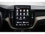 Volvo XC60 T6 Plug-in hybrid AWD Ultra Dark Luchtvering | Head-up Display | Visual Park Assist incl. 360° Camera | Panoramisch Schuif-/Kanteldak | Harman/Kardon | Semi-elektrische Trekhaak | Keyless | BLIS | Elektrische Achterklep Met Sensorsturing | Adaptieve Cruise Control | Pilot Assist | Elektrisch Verstelbare Stoelen Met Geheugen | Stoelverwarming Voor- en Achter | Stuurverwarming | Lederen Dashboard