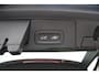 Volvo XC60 T6 Plug-in hybrid AWD Ultra Dark Luchtvering | Head-up Display | Visual Park Assist incl. 360° Camera | Panoramisch Schuif-/Kanteldak | Harman/Kardon | Semi-elektrische Trekhaak | Keyless | BLIS | Elektrische Achterklep Met Sensorsturing | Adaptieve Cruise Control | Pilot Assist | Elektrisch Verstelbare Stoelen Met Geheugen | Stoelverwarming Voor- en Achter | Stuurverwarming | Lederen Dashboard