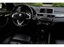 BMW X1 SDrive20i High Executive Aut. | Panorama | HUD | Sportstoelen | Full Led | Hifi Sound | DAB Tuner | Trekhaak | Camera |