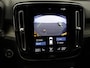 Volvo XC40 1.5 T3 Inscription / Trekhaak / Stoelverwarming /Harman Kardon Audio / Cruise Control / Achteruitrijcamera / Leder / All Season Banden