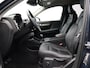 Volvo XC40 1.5 T3 Inscription / Trekhaak / Stoelverwarming /Harman Kardon Audio / Cruise Control / Achteruitrijcamera / Leder / All Season Banden