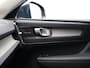 Volvo XC40 1.5 T3 Inscription / Trekhaak / Stoelverwarming /Harman Kardon Audio / Cruise Control / Achteruitrijcamera / Leder / All Season Banden