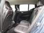 Volvo XC40 1.5 T3 Inscription / Trekhaak / Stoelverwarming /Harman Kardon Audio / Cruise Control / Achteruitrijcamera / Leder / All Season Banden