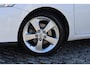 Toyota Auris 1.8 Full Hybrid Executive Trekhaak, Navi, Xenon, Alcantara