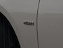 BMW 2-Serie Active Tourer 216d Centennial Sport Line | Pano | Trekhaak | Stoelverwarming | Cruise | Leder | Sfeerverlichting | Stoelverwarming | HUD |