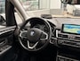 BMW 2-Serie Active Tourer 216d Centennial Sport Line | Pano | Trekhaak | Stoelverwarming | Cruise | Leder | Sfeerverlichting | Stoelverwarming | HUD |